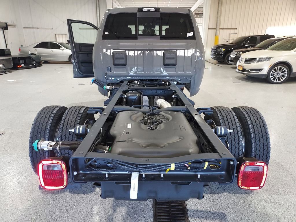 New 2026 RAM 4500 Tradesman AWD/4WD image 29