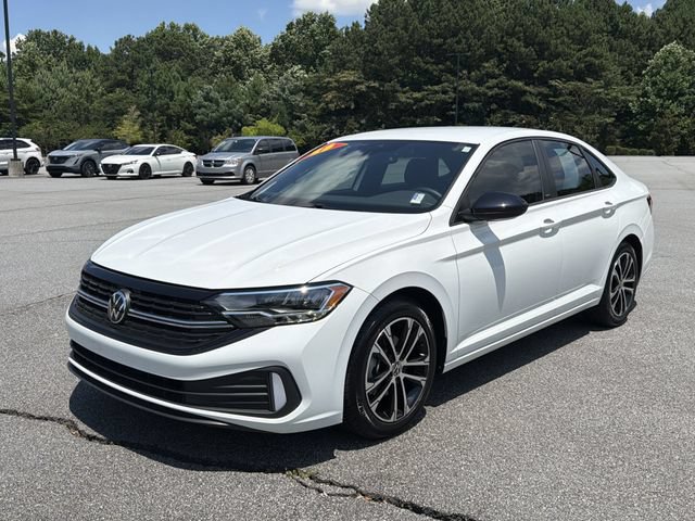 Used 2023 Volkswagen Jetta Sport FWD image 3
