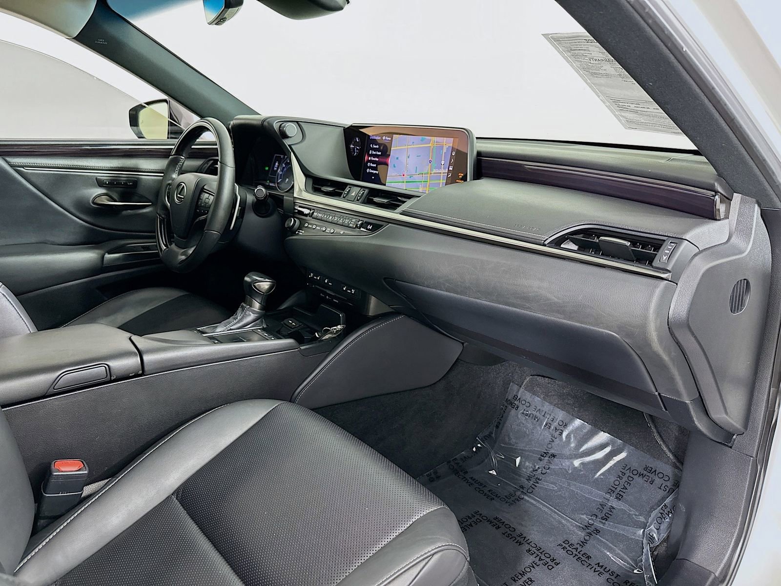 Used 2020 Lexus ES 300h w/ Premium Package FWD image 30