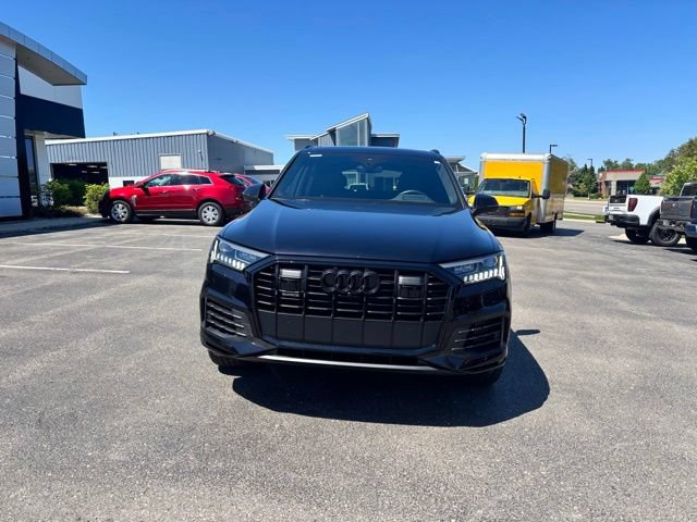 Used 2021 Audi Q7 3.0T Prestige w/ Prestige Package AWD/4WD image 3