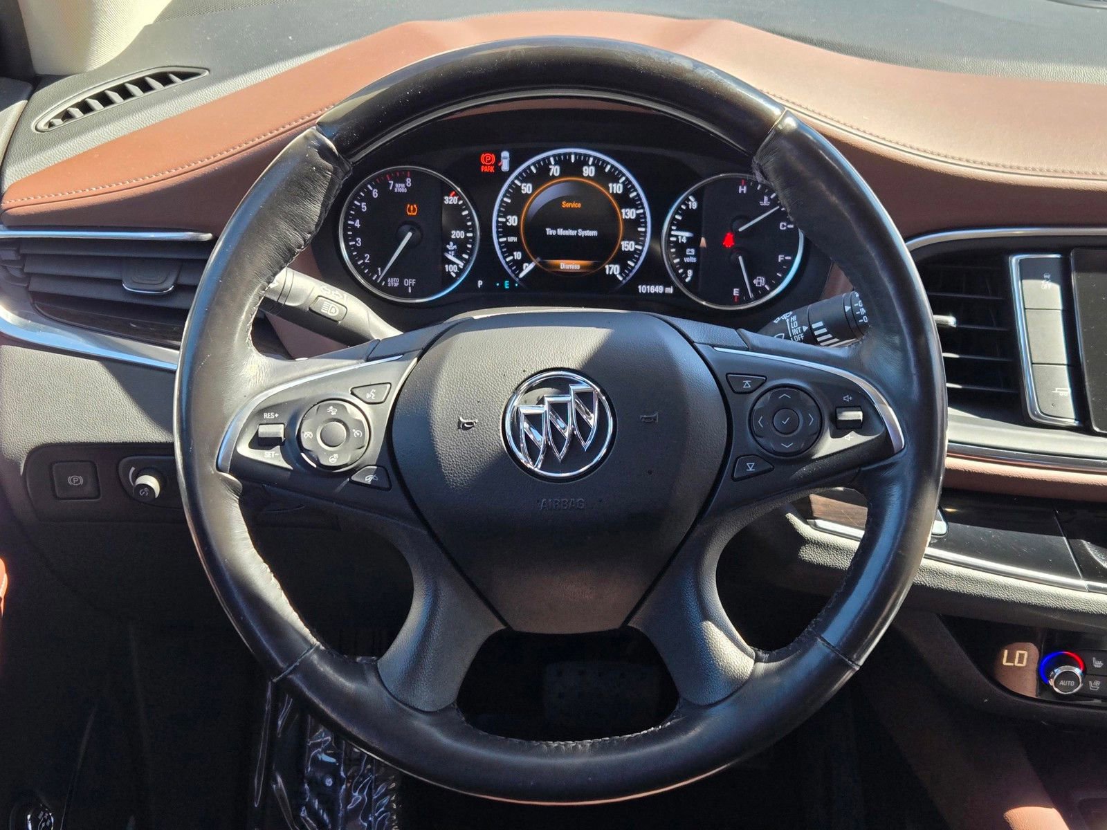 Used 2018 Buick Enclave Avenir w/ Avenir Technology Package image 14