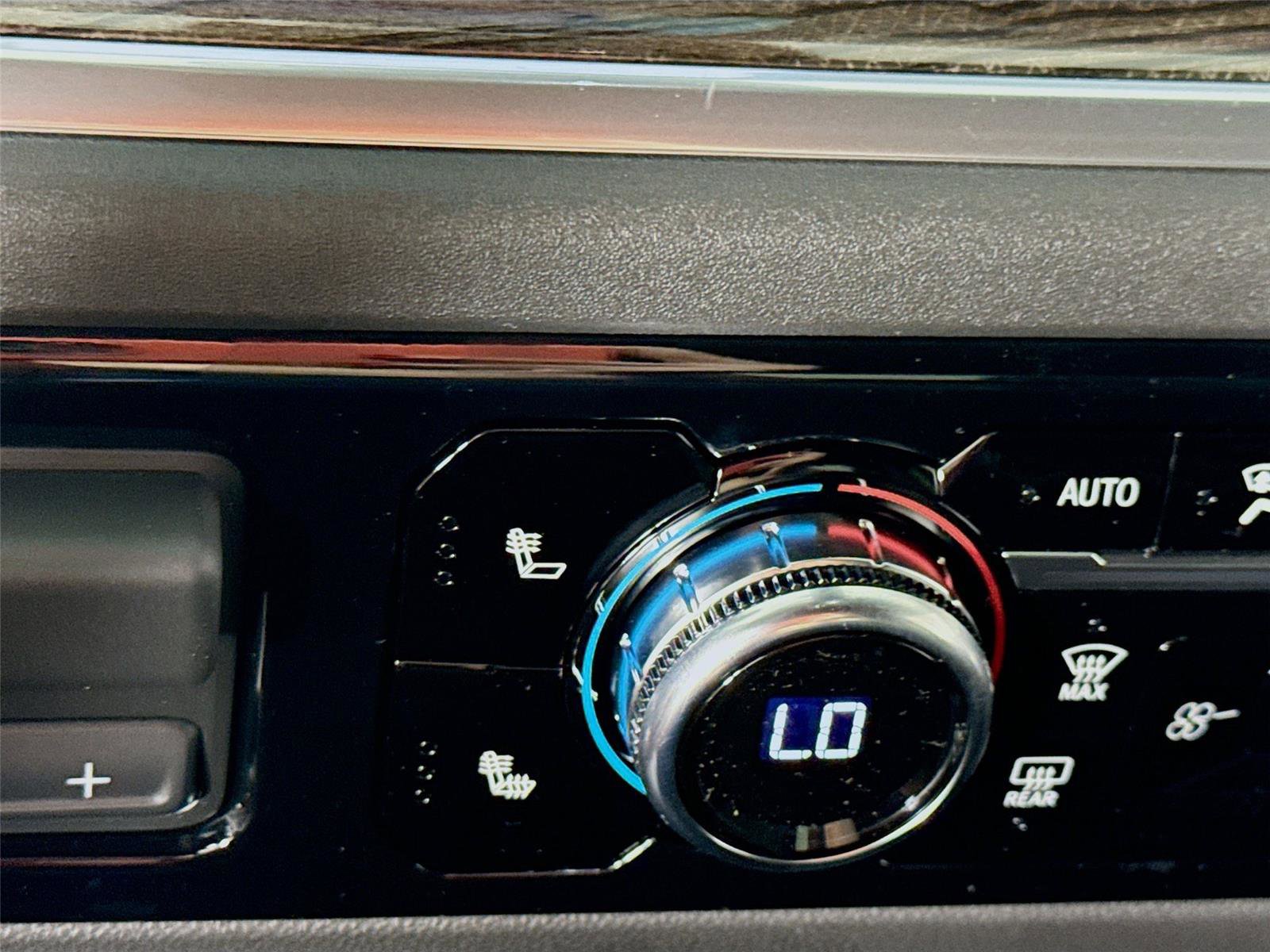 New 2026 GMC Sierra 1500 Elevation image 15