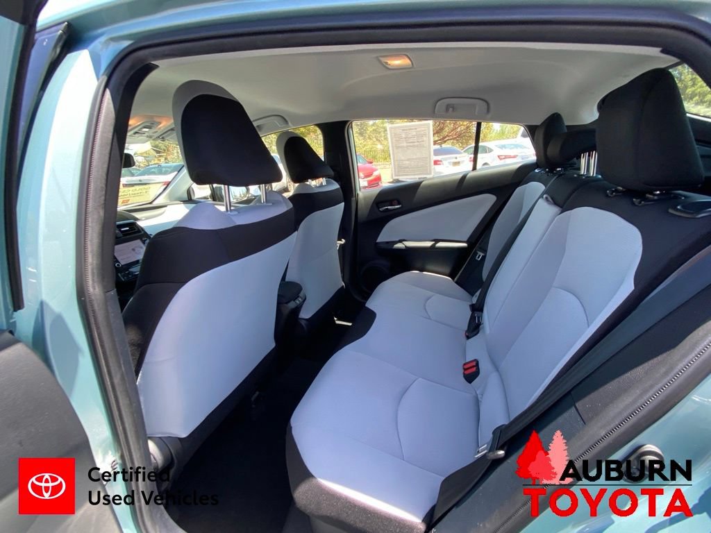 Certified 2022 Toyota Prius L Eco FWD image 24