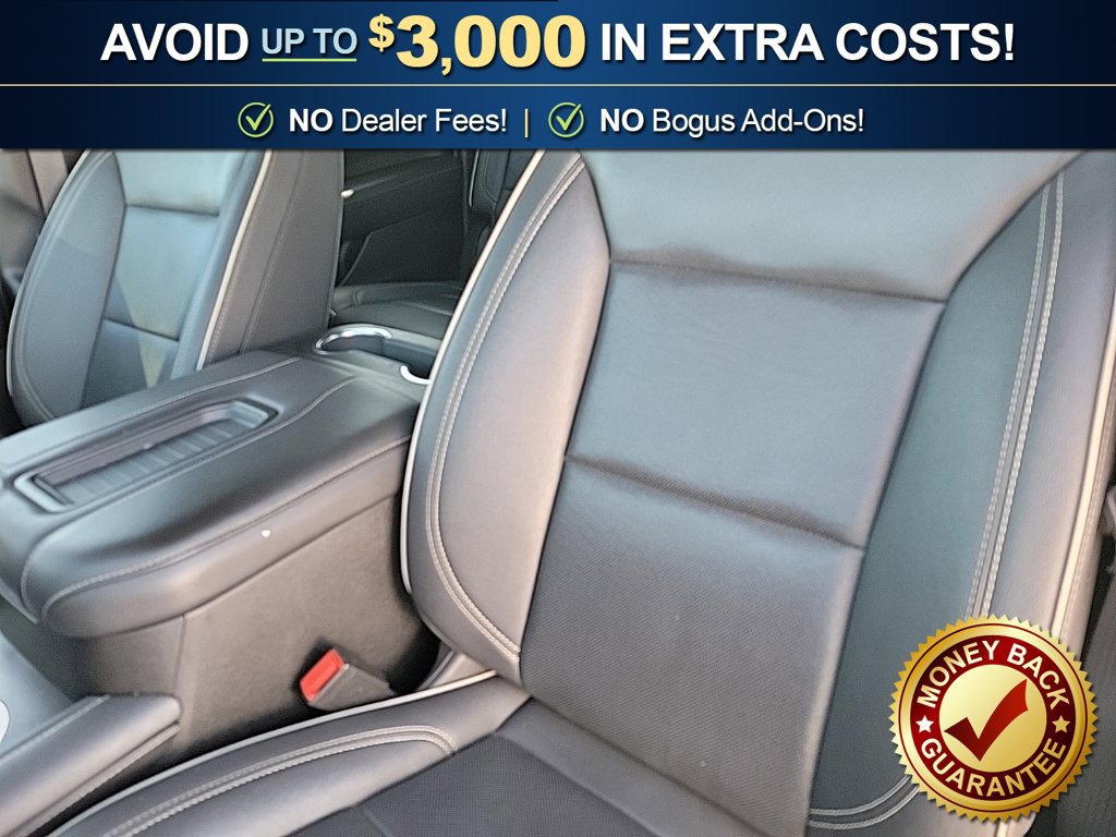 Used 2024 Chevrolet Suburban Premier AWD/4WD image 17