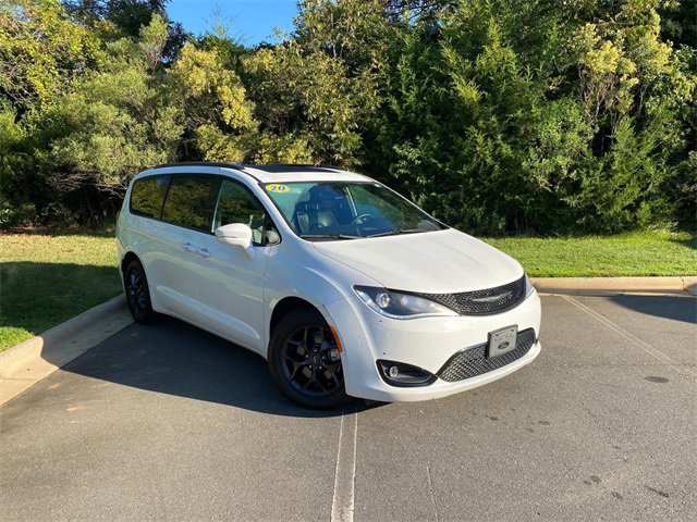 Used 2020 Chrysler Pacifica Limited w/ S Appearance Package