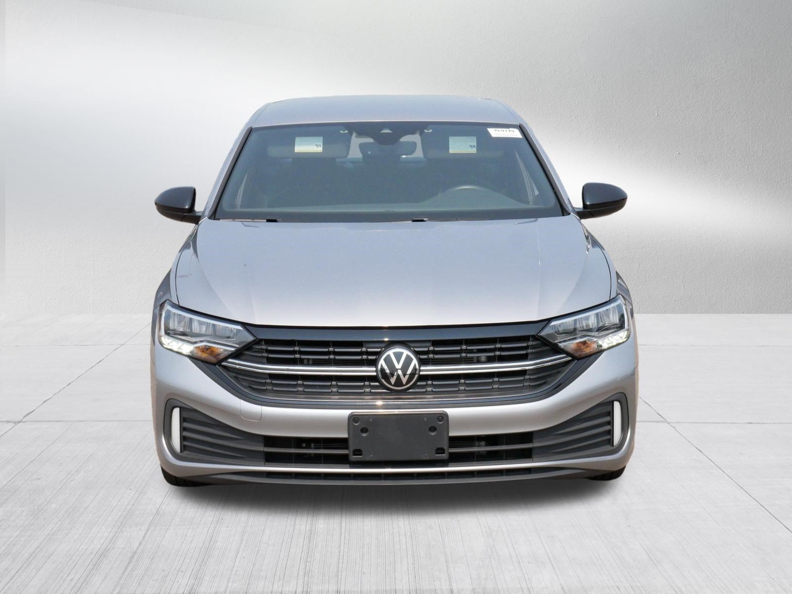 Certified 2024 Volkswagen Jetta Sport FWD image 2