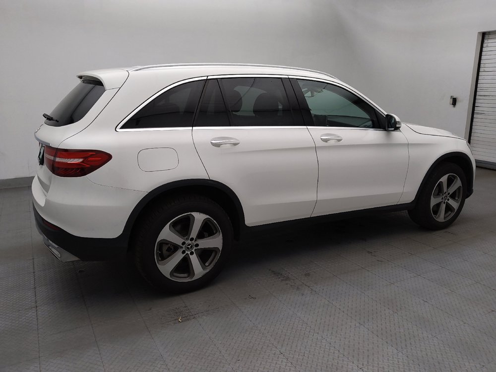 Used 2019 Mercedes-Benz GLC 300 w/ Premium Package image 10