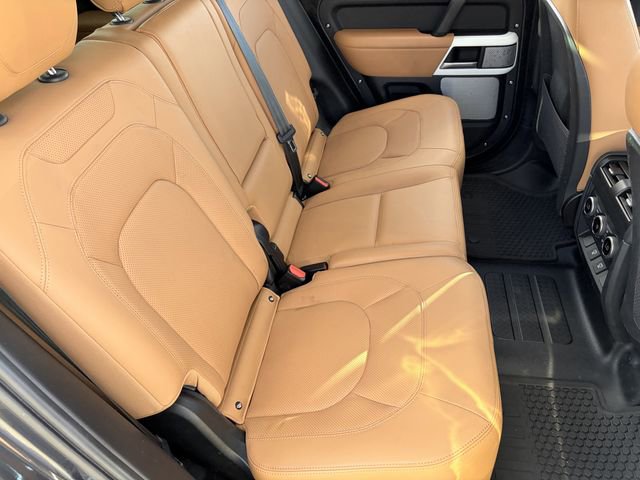 Used 2024 Land Rover Defender 130 S image 20