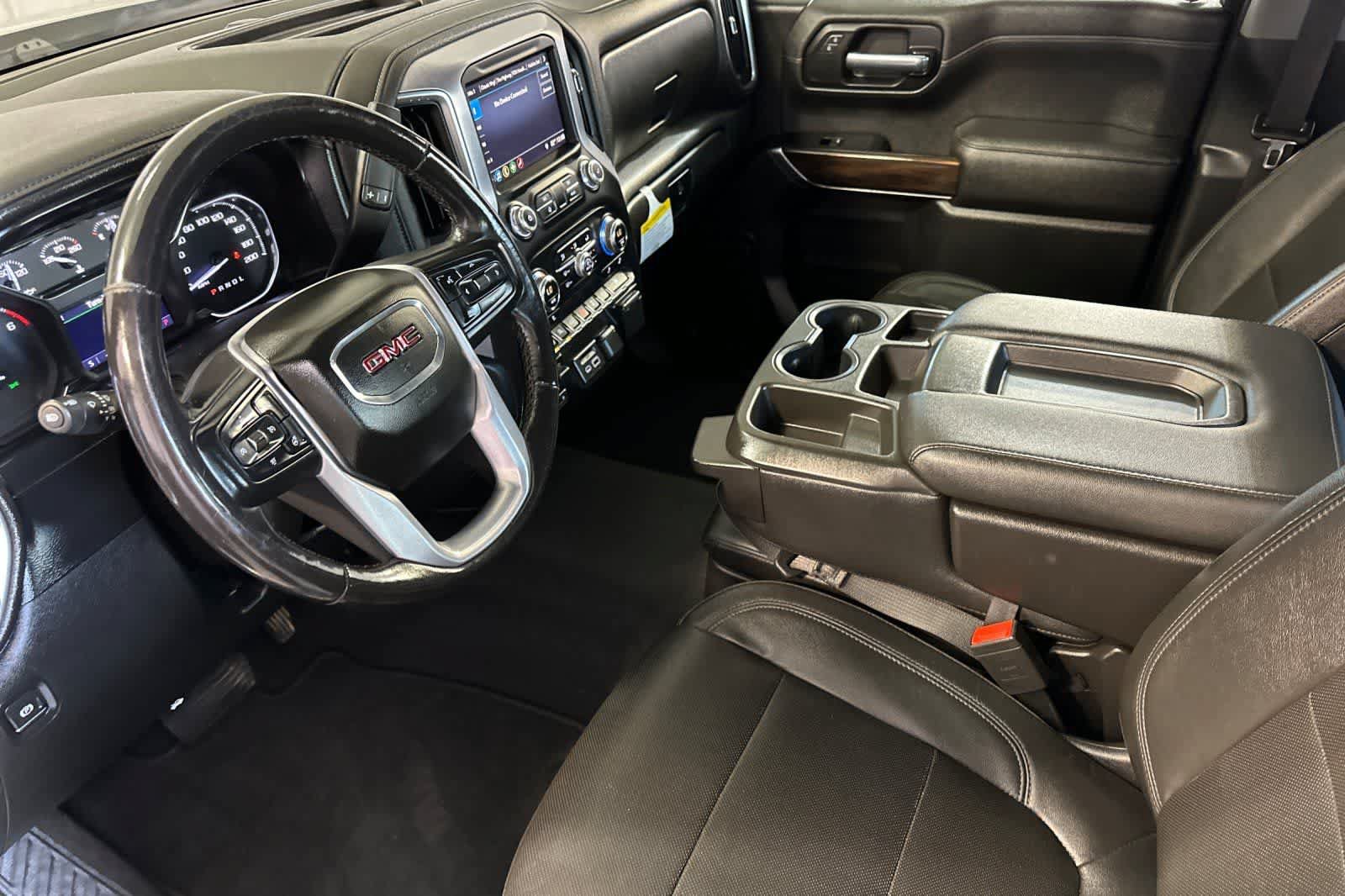 Used 2019 GMC Sierra 1500 SLT w/ Driver Alert Package I AWD/4WD image 12