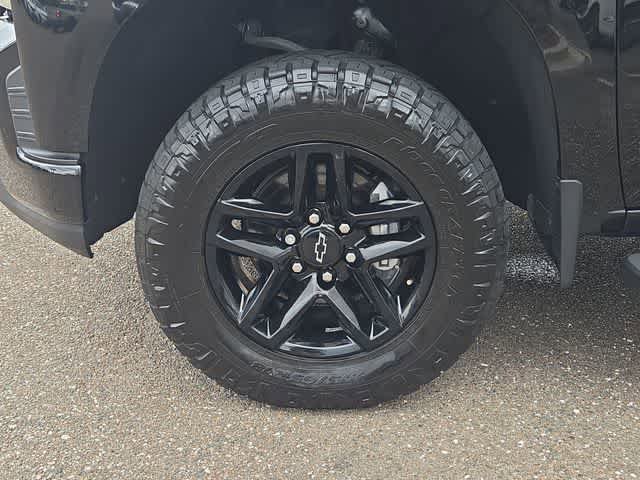 Used 2021 Chevrolet Silverado 1500 LT Trail Boss w/ Convenience Package II AWD/4WD image 14