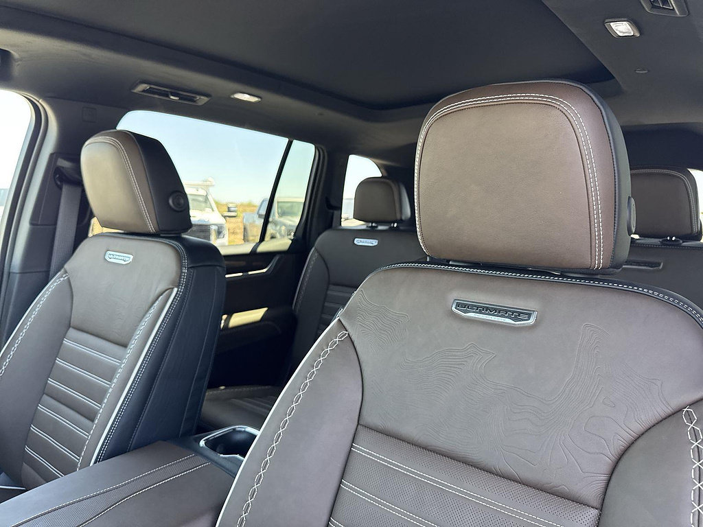 New 2026 GMC Acadia Denali Ultimate AWD/4WD image 22
