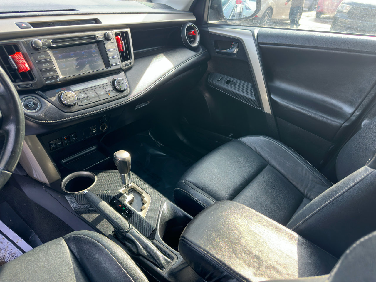 Used 2014 Toyota RAV4 Limited image 19