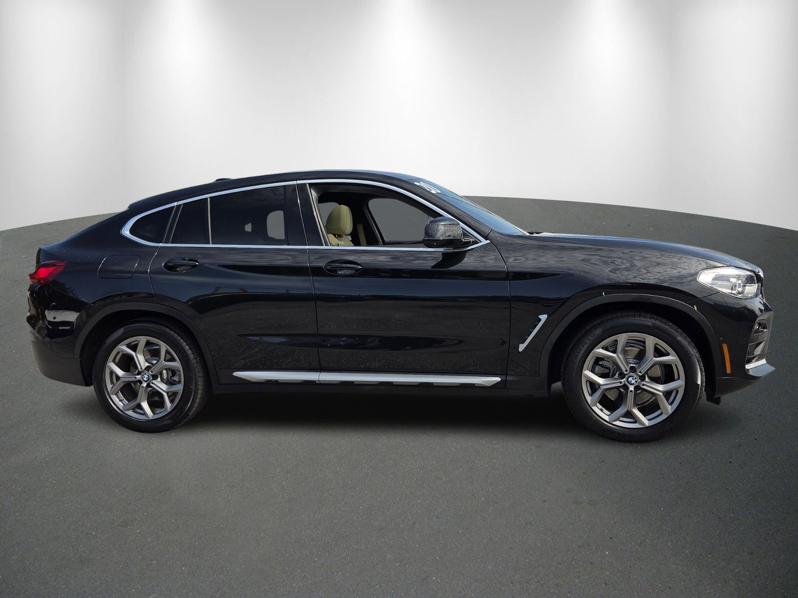 Used 2020 BMW X4 xDrive30i w/ Convenience Package image 8