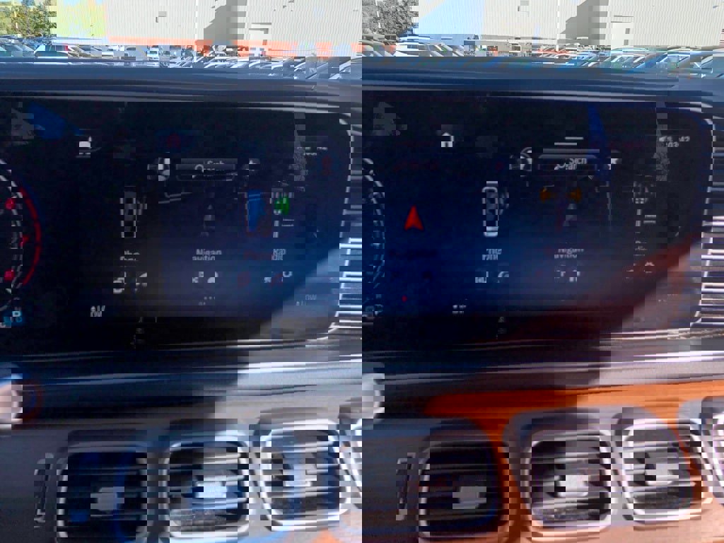 Certified 2024 Mercedes-Benz GLS 450 4MATIC image 27