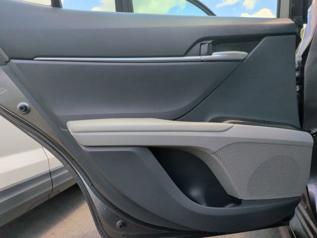 Used 2024 Toyota Camry SE FWD image 27