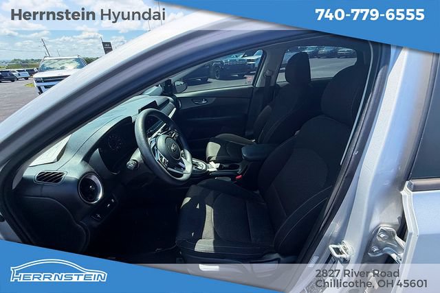 Used 2020 Kia Forte LXS FWD image 16