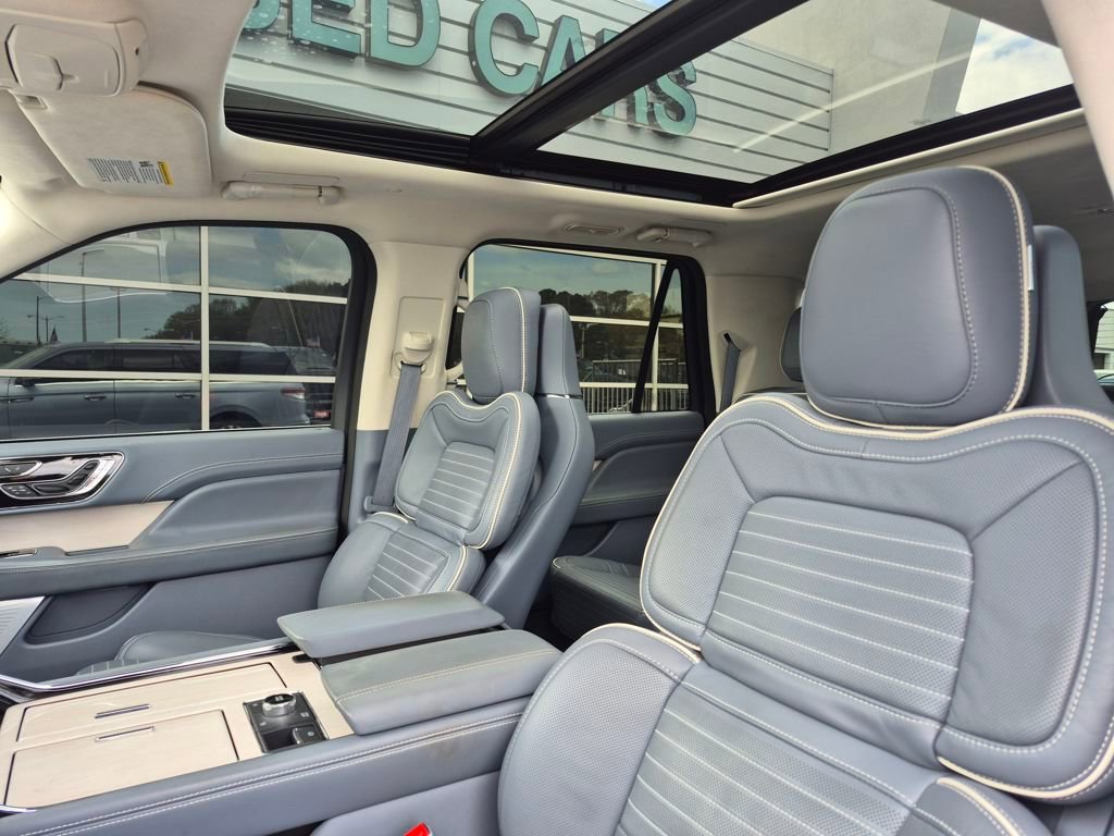 Used 2024 Lincoln Navigator L Black Label image 18