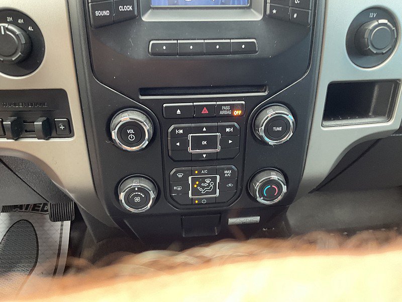 Used 2014 Ford F150 XLT w/ Equipment Group 302A Luxury AWD/4WD image 25