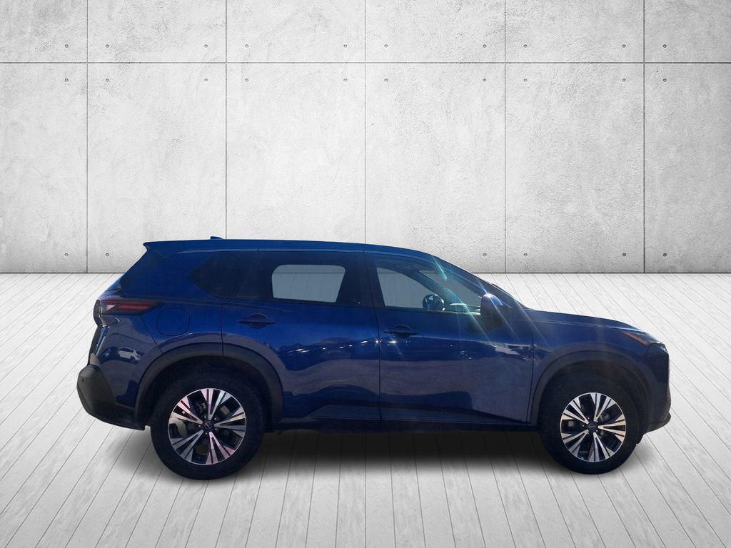 Used 2023 Nissan Rogue SV image 4