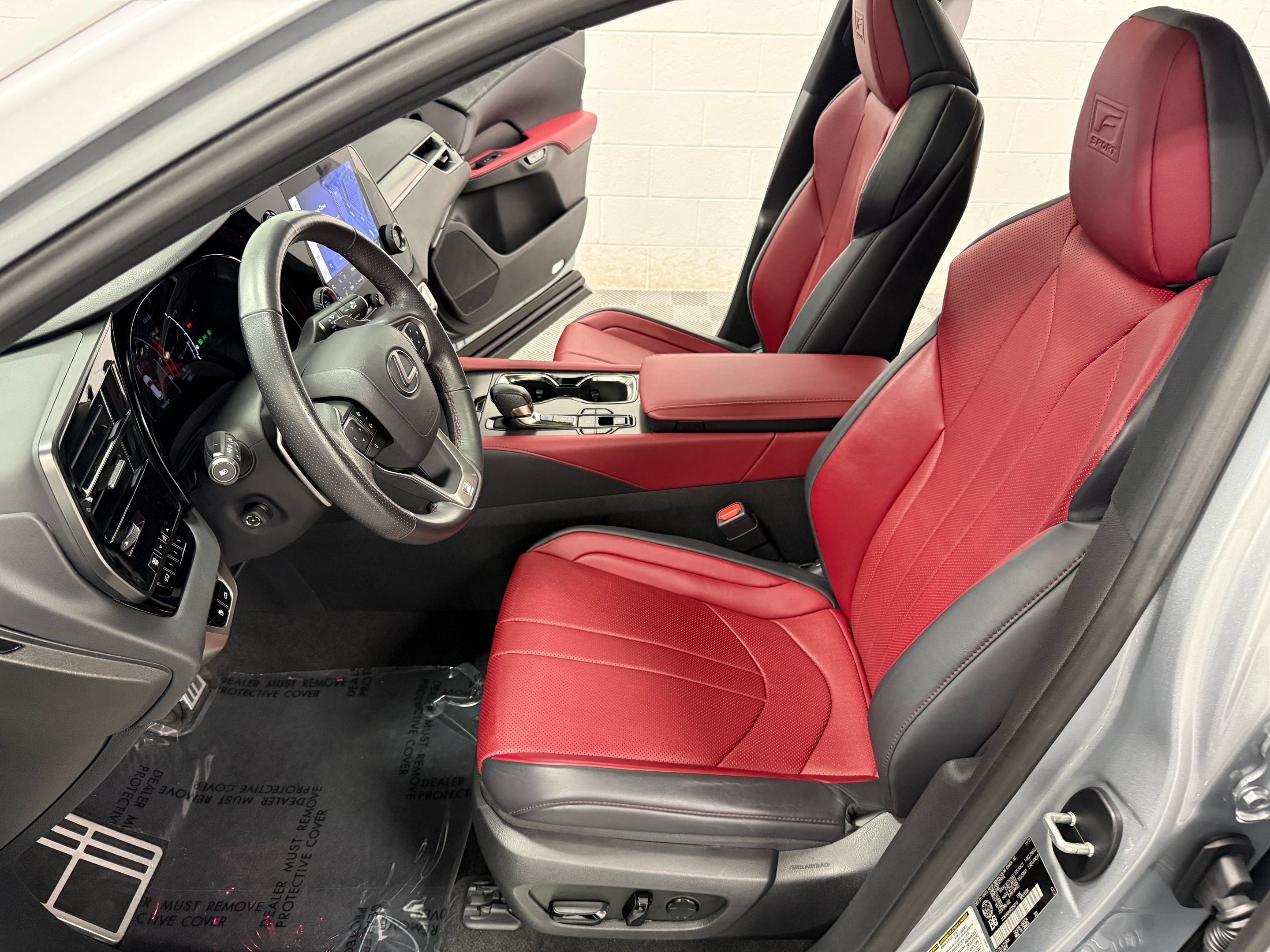 Used 2024 Lexus RX 350 AWD image 12