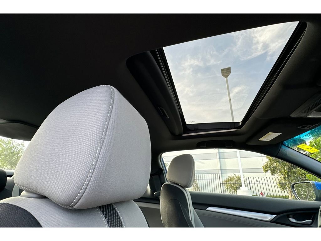 Used 2018 Honda Civic EX-T image 17