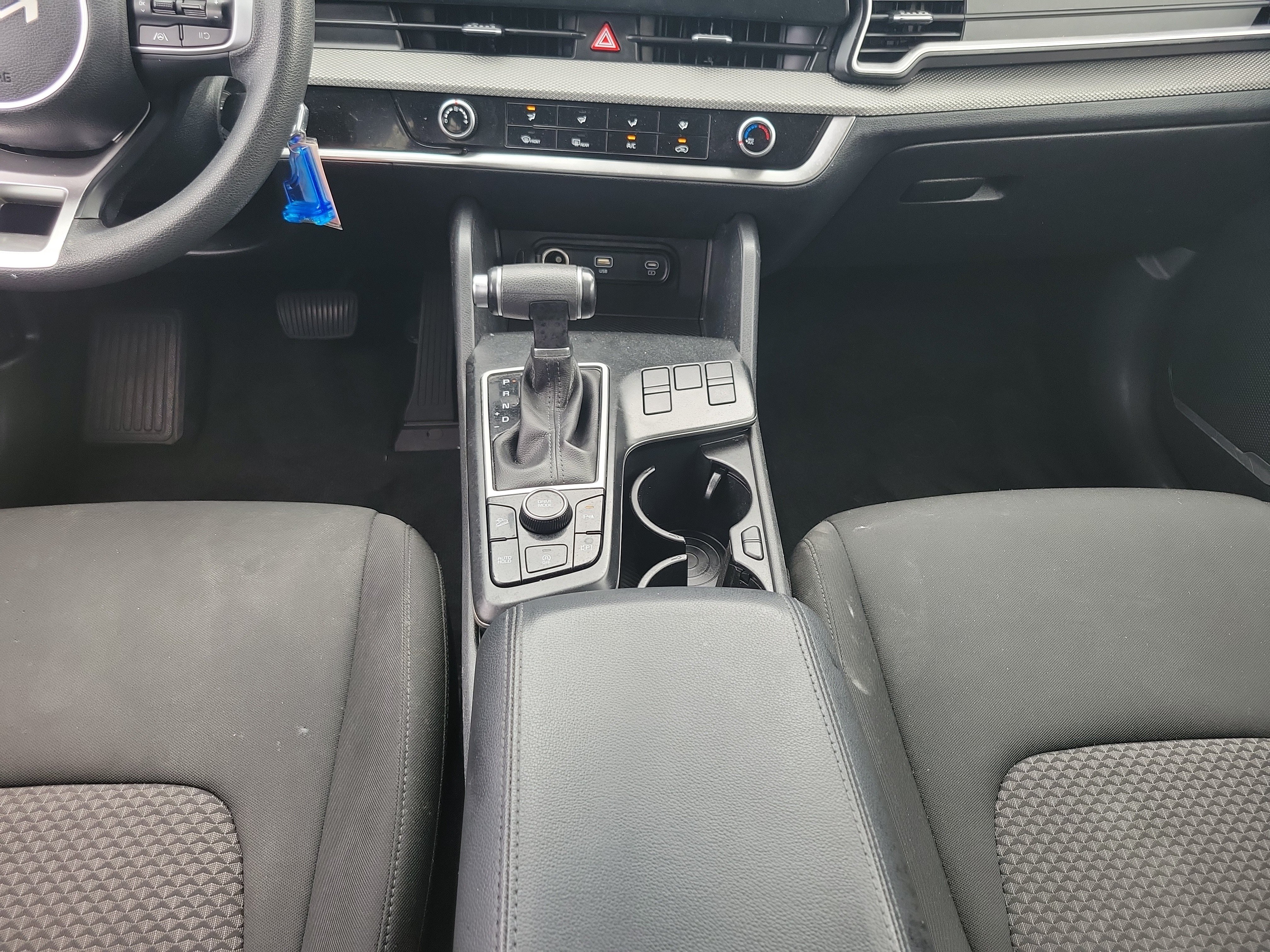 Used 2023 Kia Sportage LX FWD image 20