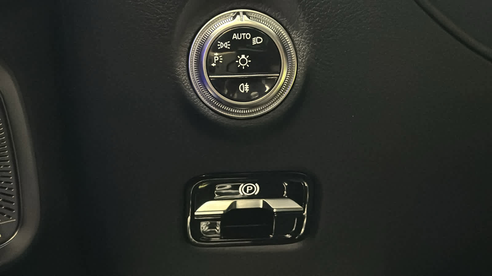 New 2026 Mercedes-Benz CLE 53 AMG 4MATIC Cabriolet image 18