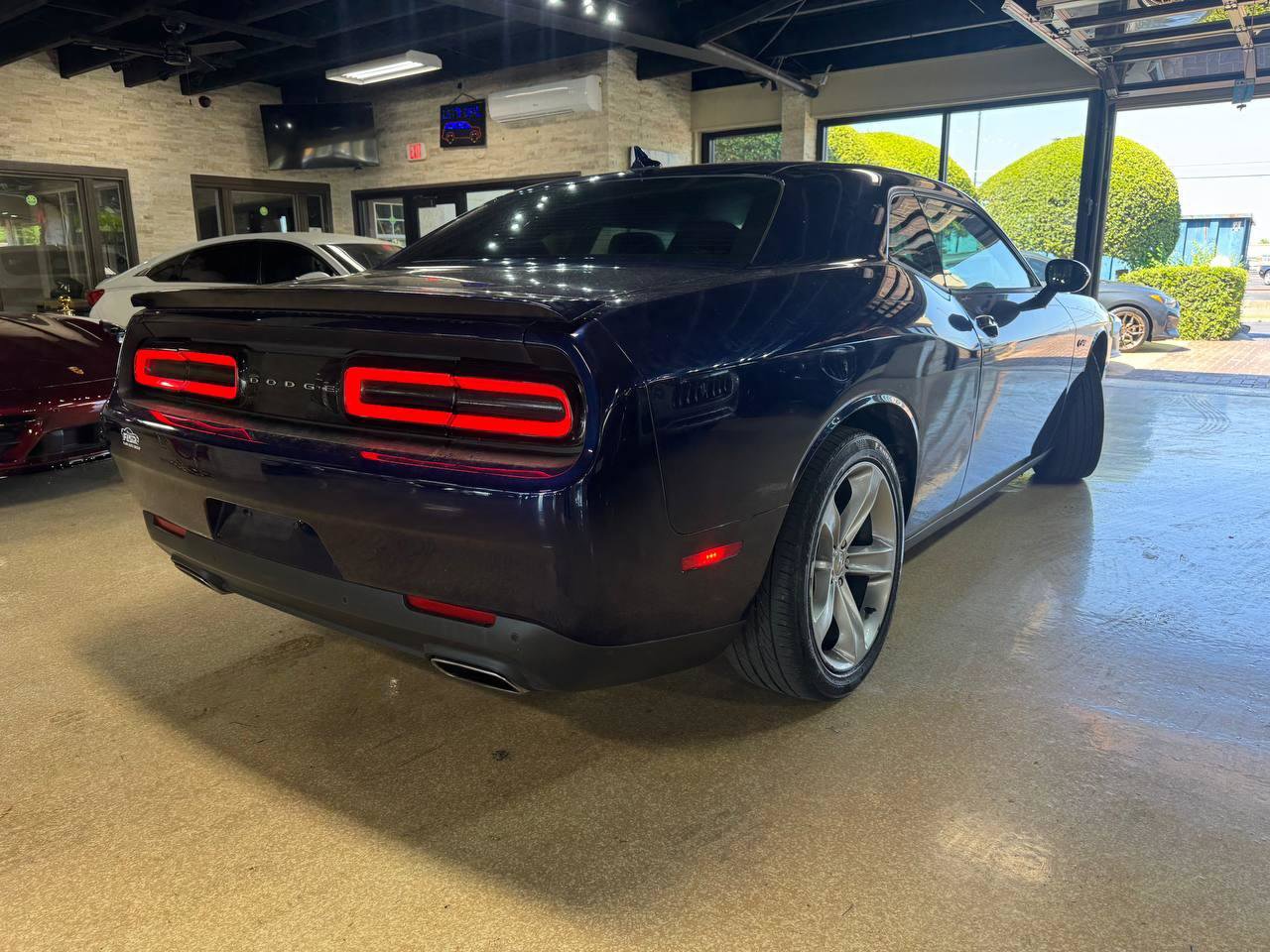 Used 2015 Dodge Challenger SXT w/ Super Sport Group (SS/T) RWD image 7