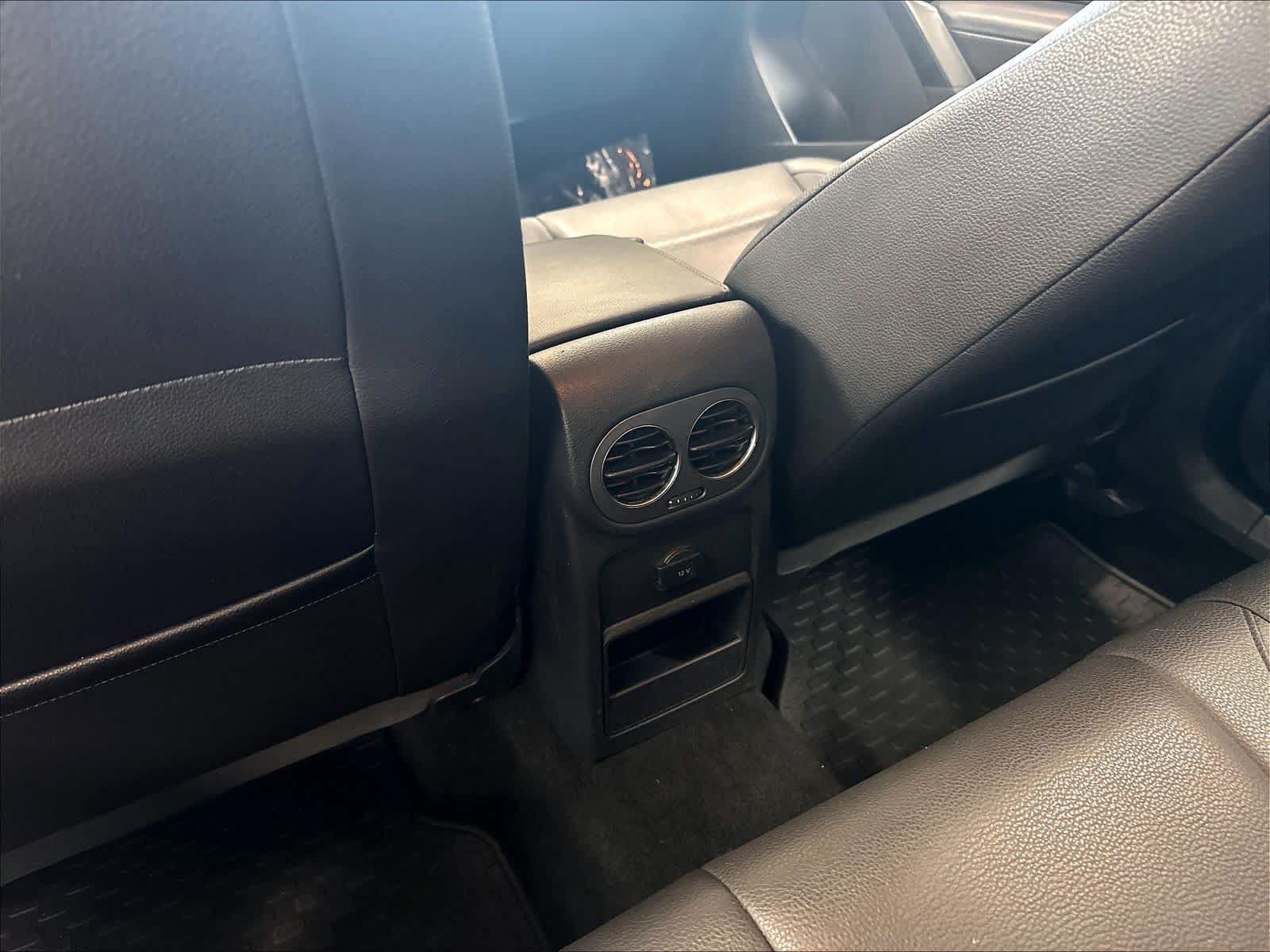 Used 2016 Volkswagen Tiguan S FWD image 13