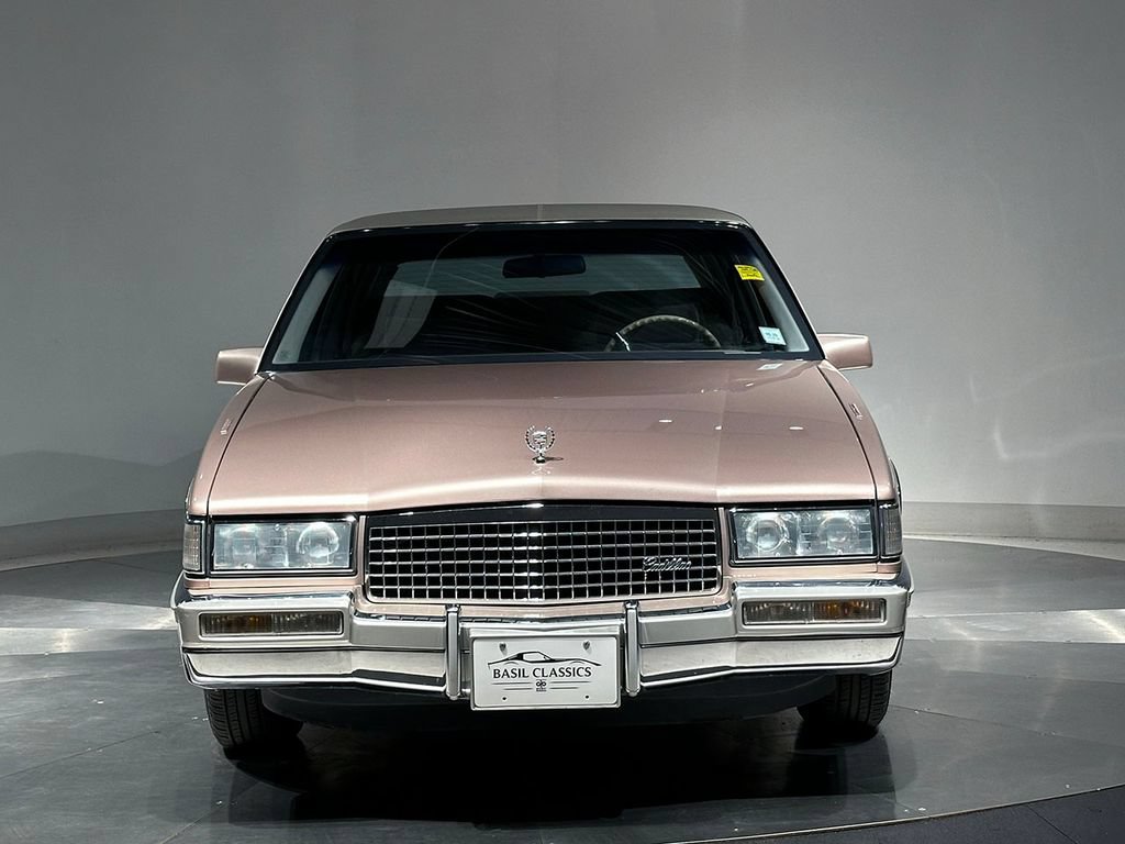 Used 1989 Cadillac De Ville Sedan FWD image 3