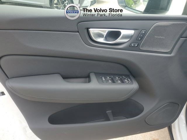 New 2026 Volvo XC60 B5 Ultra w/ Protection Package Premier AWD/4WD image 16