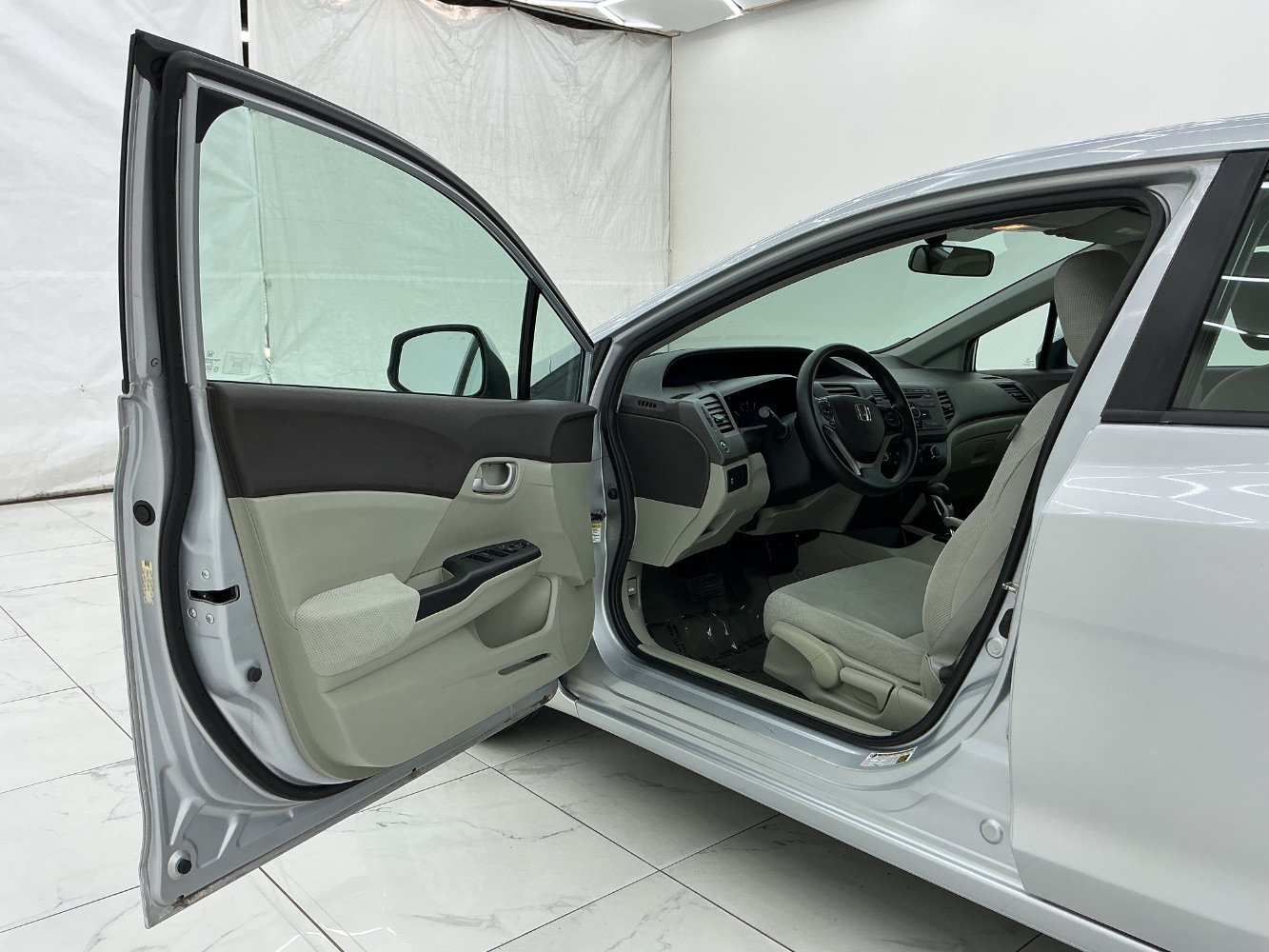 Used 2012 Honda Civic LX image 16