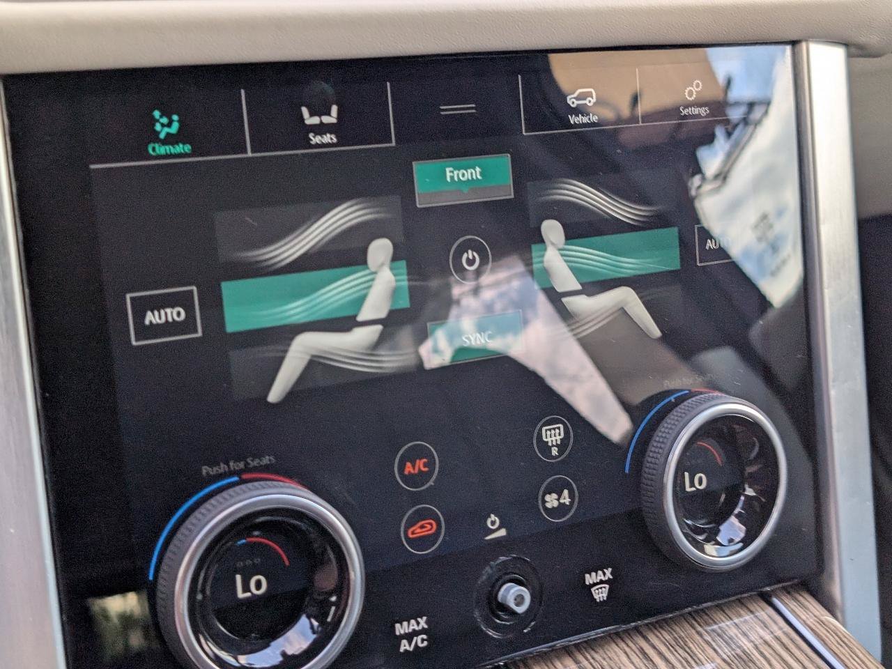 Used 2019 Land Rover Range Rover Supercharged AWD/4WD image 19