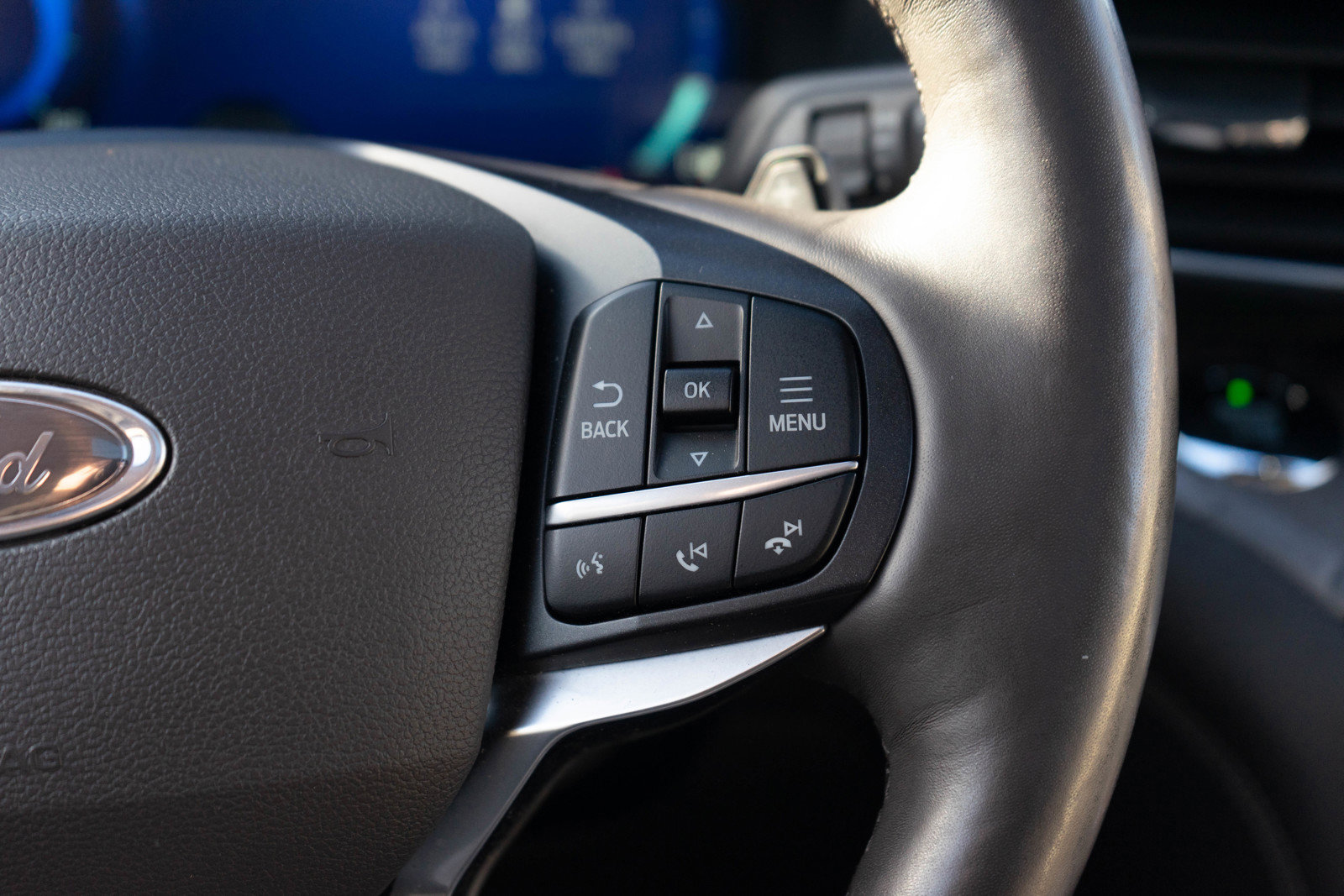 Used 2020 Ford Explorer Platinum image 19