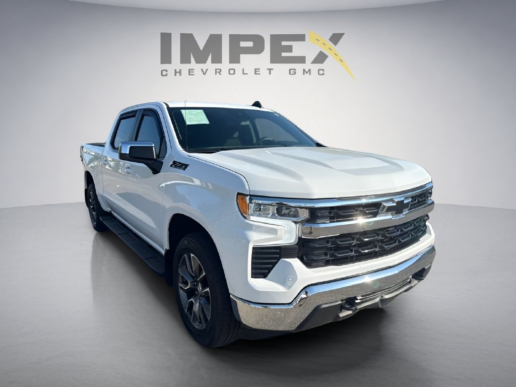 Used 2024 Chevrolet Silverado 1500 LT AWD/4WD image 20