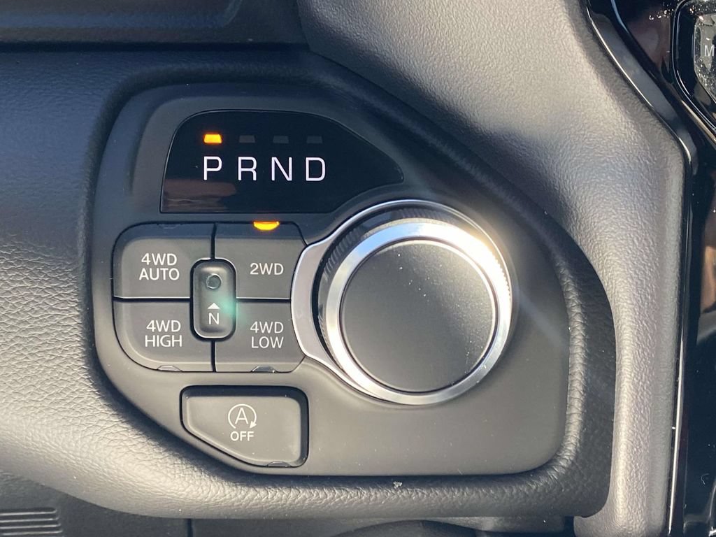 New 2026 RAM 1500 Big Horn AWD/4WD image 25