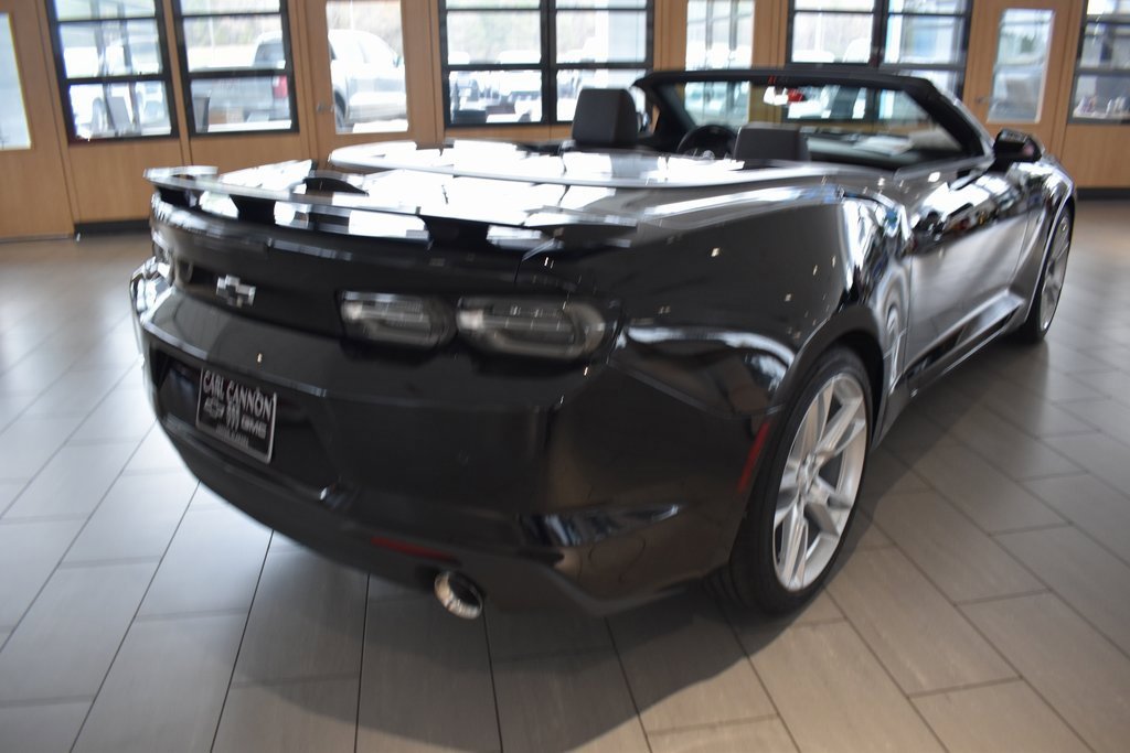 Used 2019 Chevrolet Camaro LT image 4