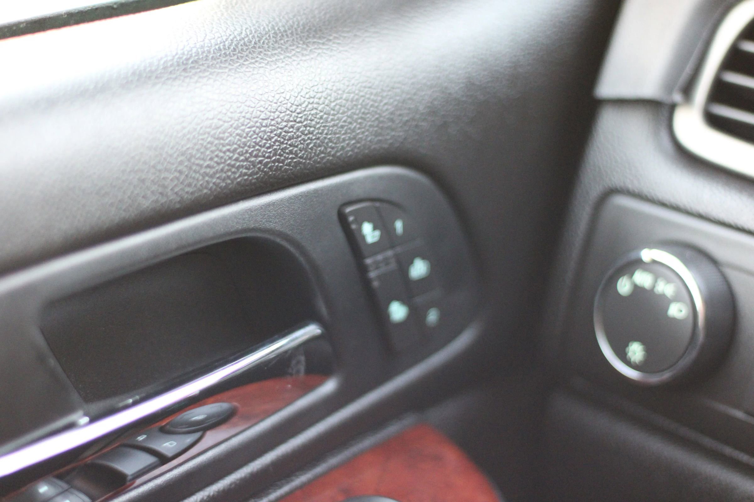 Used 2011 Chevrolet Silverado 2500 LTZ image 22