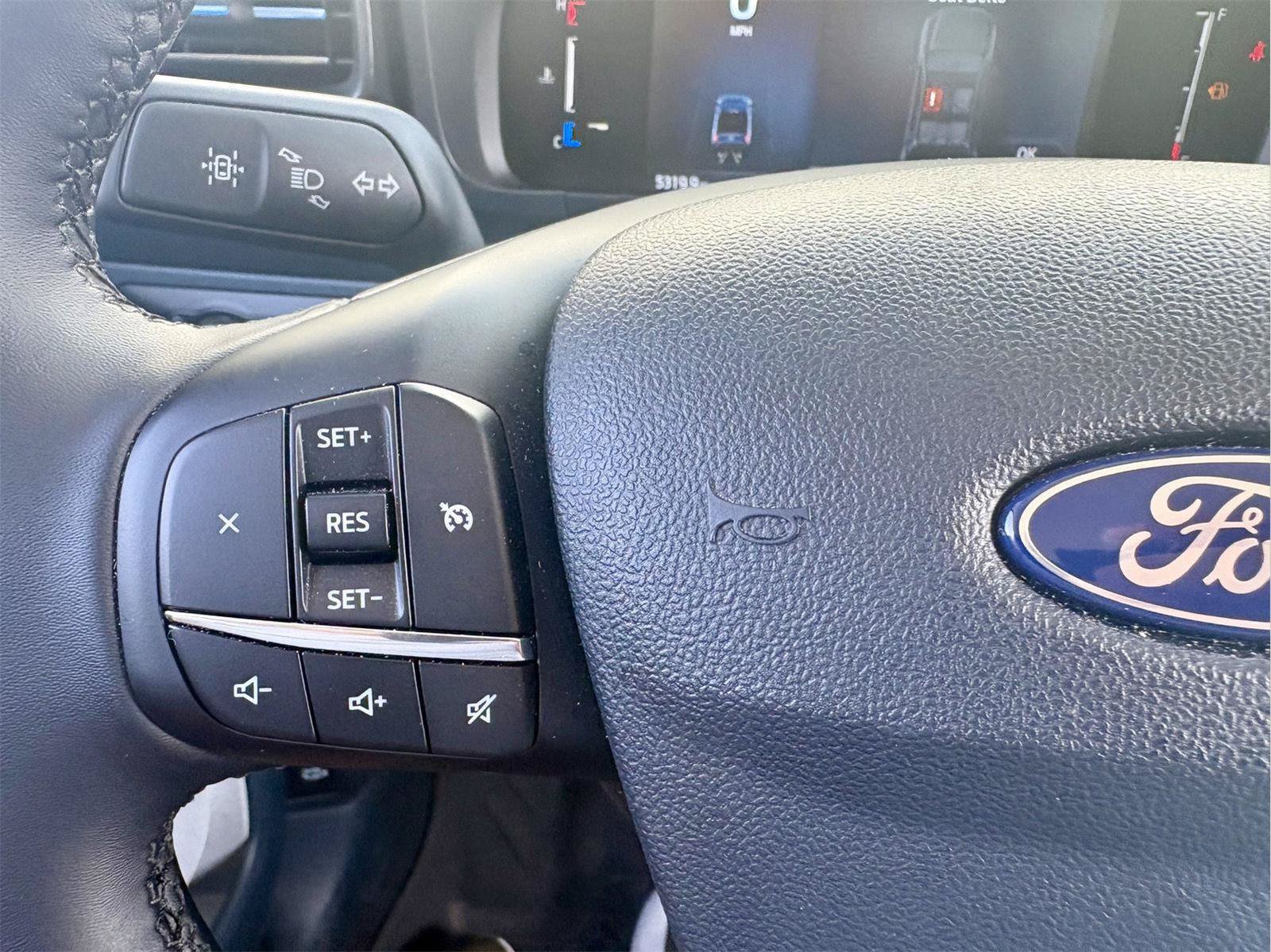 Used 2025 Ford Maverick XLT w/ XLT Luxury Package AWD/4WD image 18