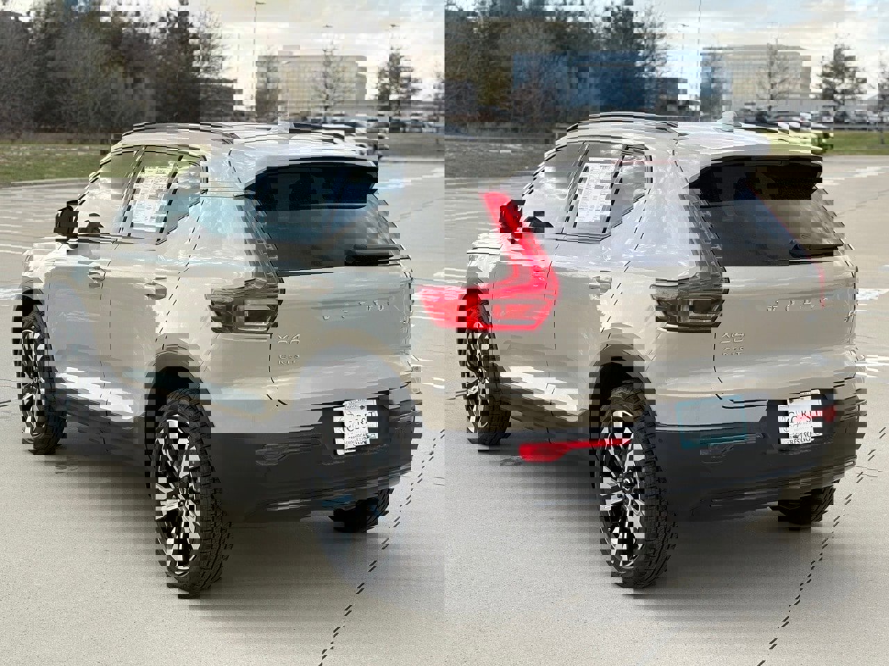 New 2026 Volvo XC40 B5 Plus w/ Protection Package Premier image 6