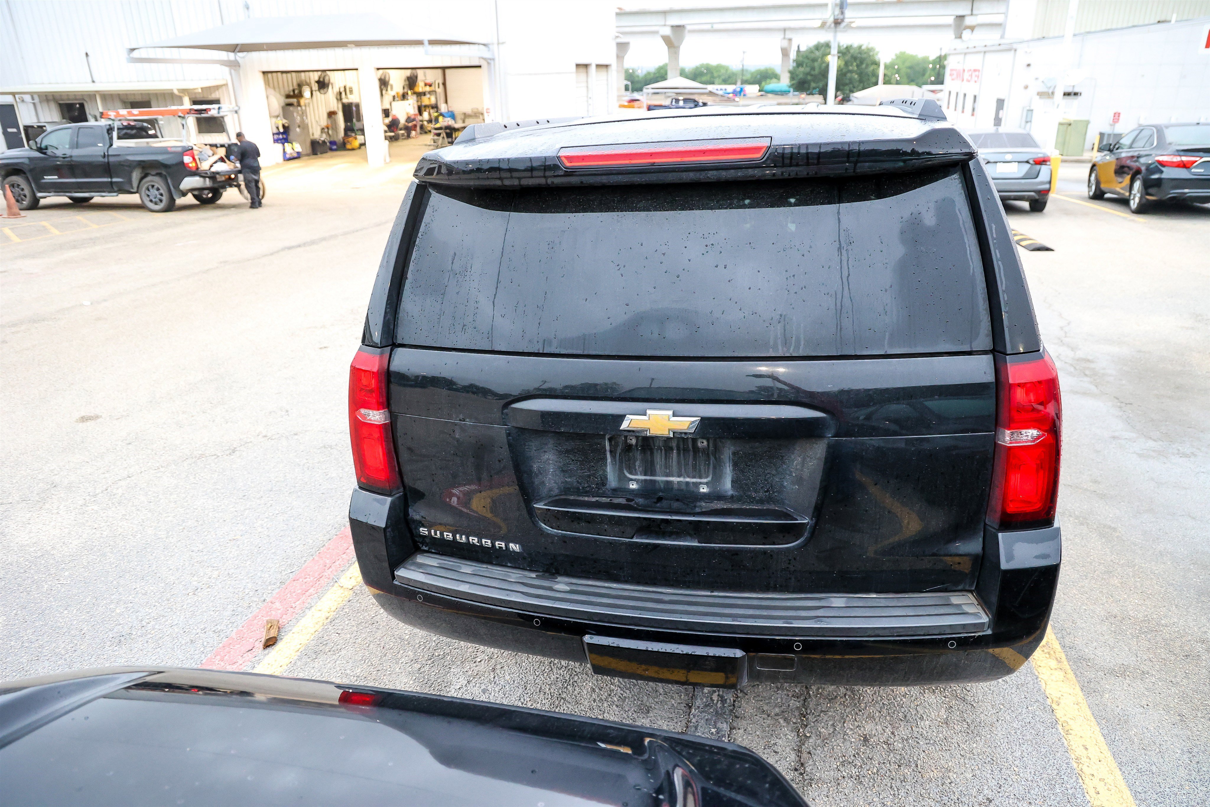 Used 2020 Chevrolet Suburban LT AWD/4WD image 9
