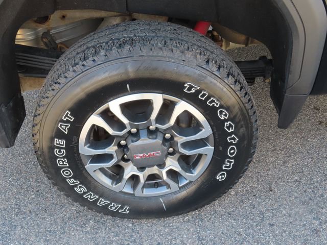Used 2023 GMC Sierra 2500 AT4 w/ Gooseneck/5TH Wheel Package AWD/4WD image 14