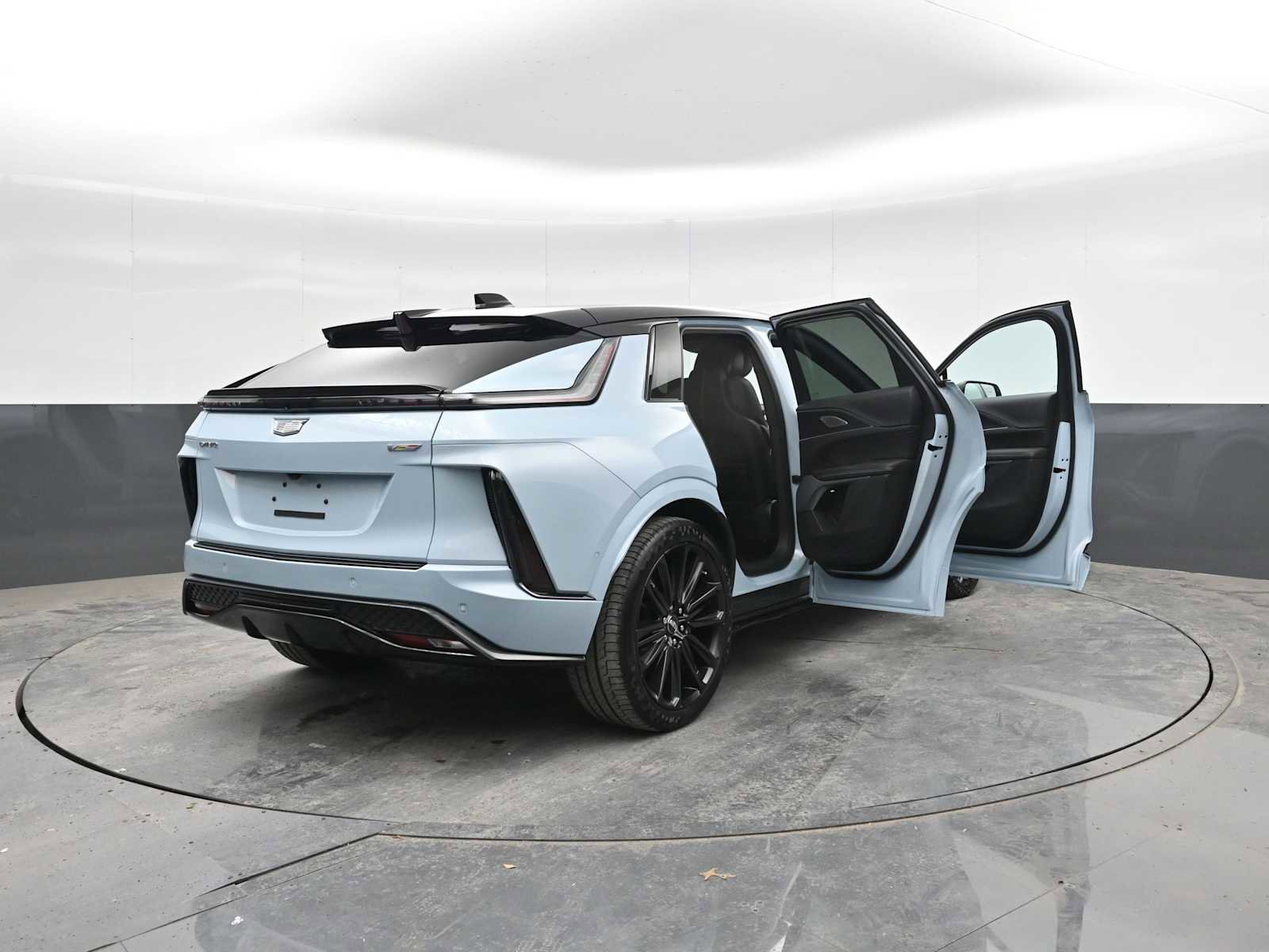 New 2026 Cadillac Lyriq V image 46