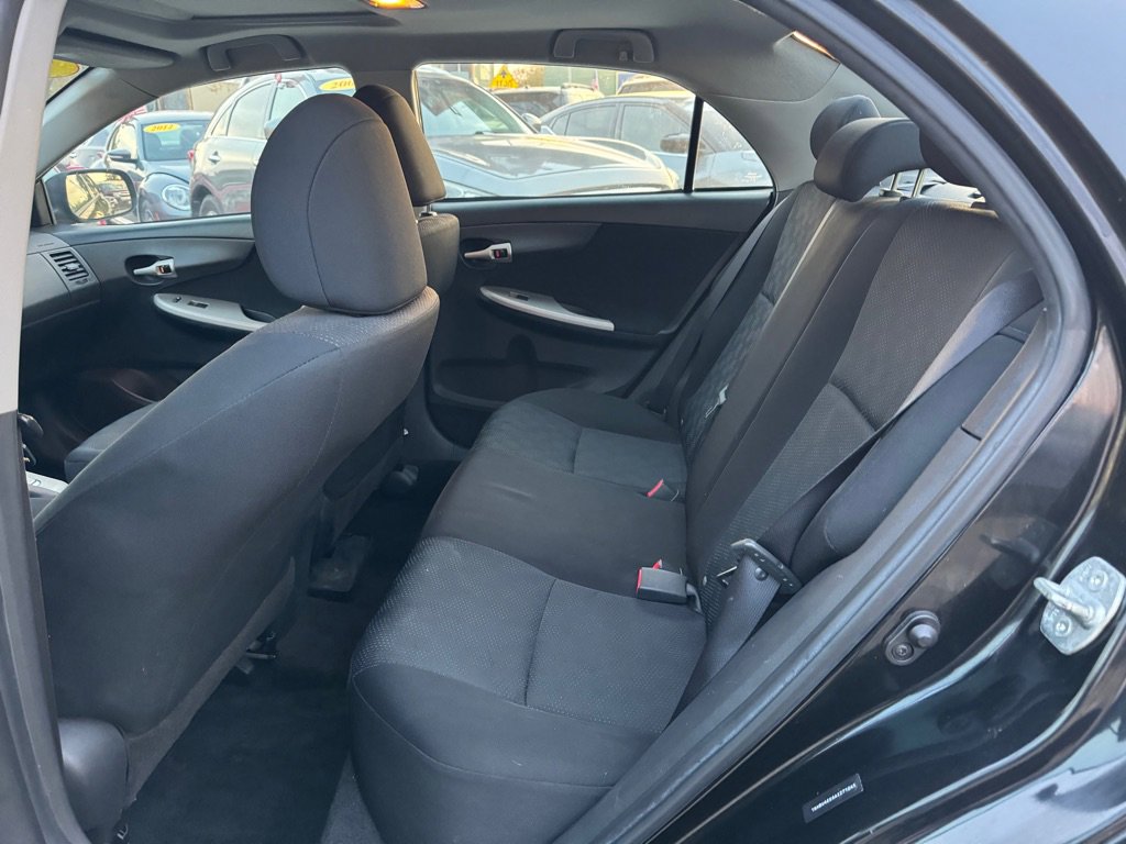 Used 2010 Toyota Corolla S image 10