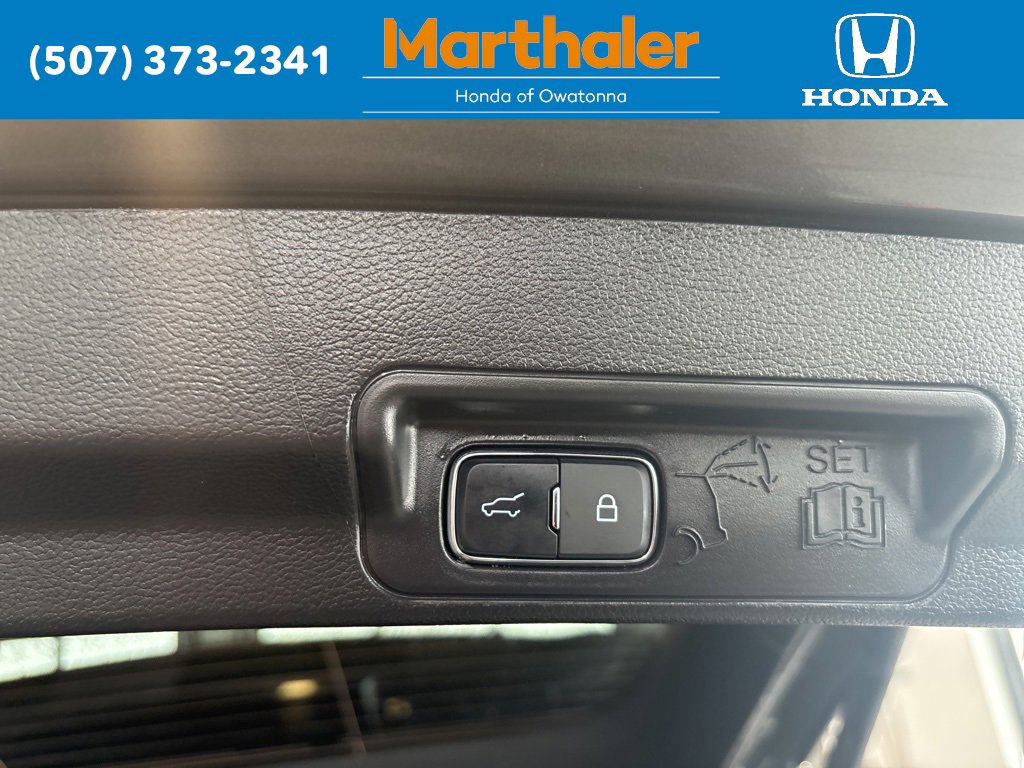 Used 2025 Ford Explorer ST-Line image 15