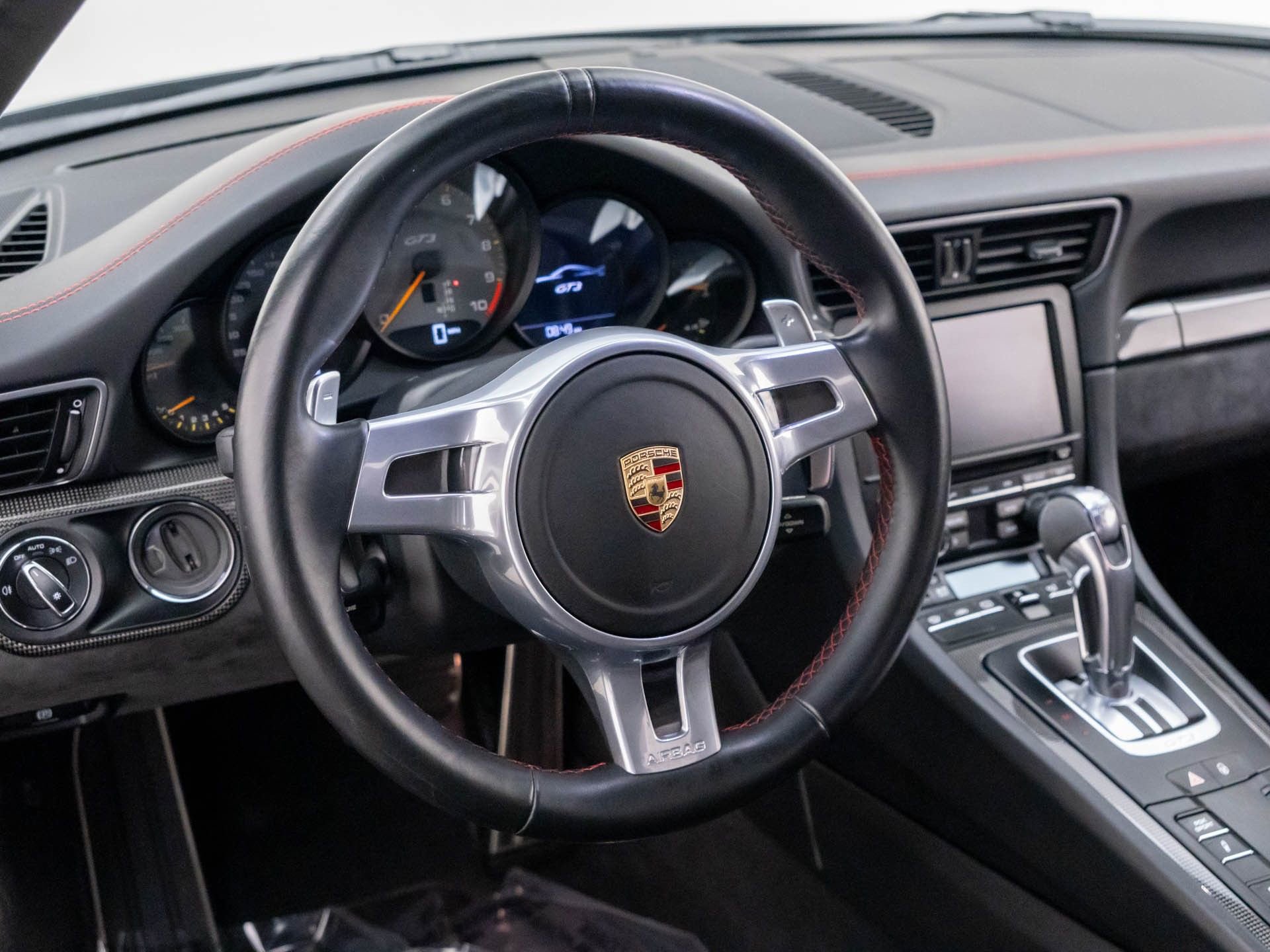 Used 2014 Porsche 911 GT3 w/ Carbon Interior Package RWD image 12