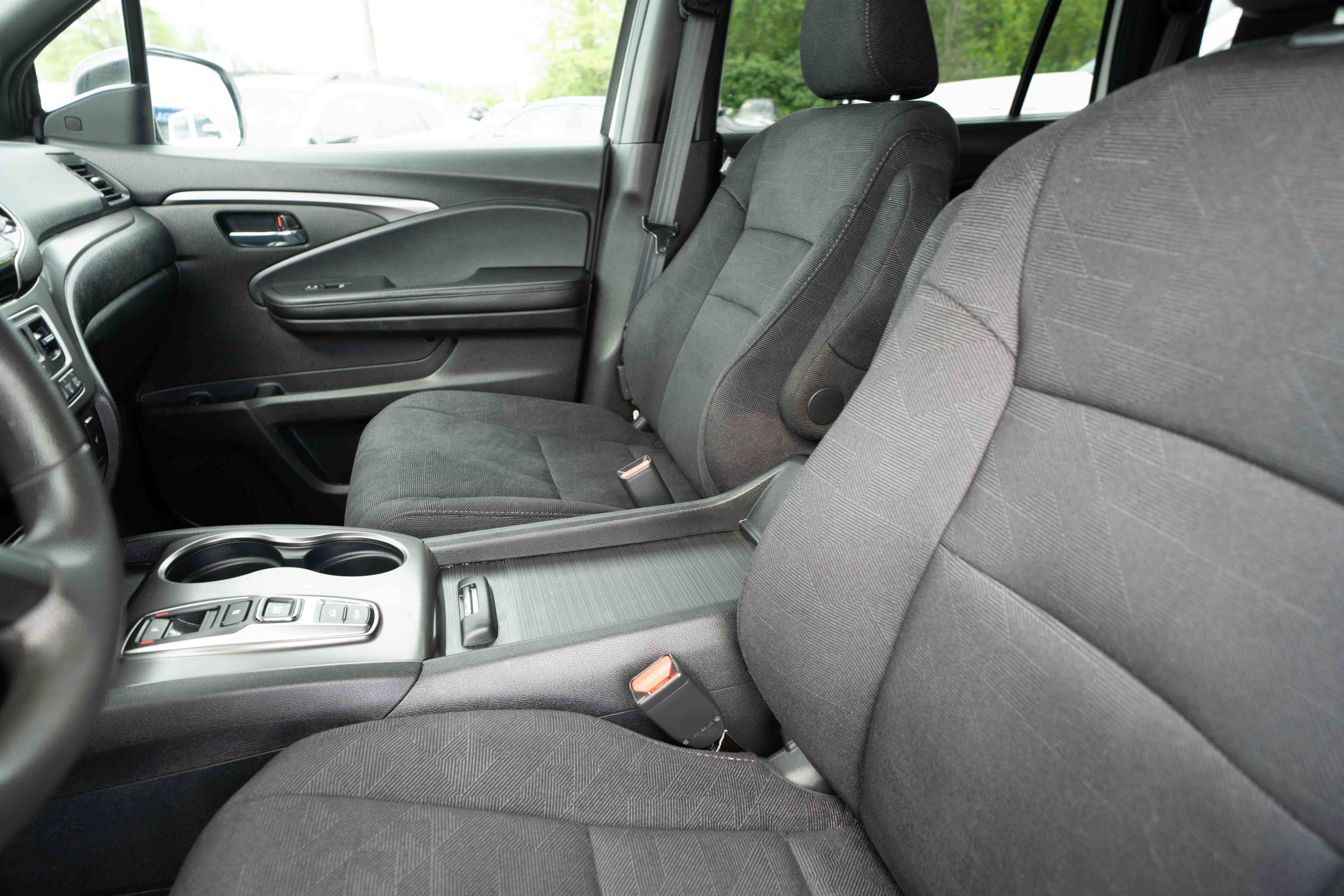 Used 2022 Honda Pilot Sport image 10