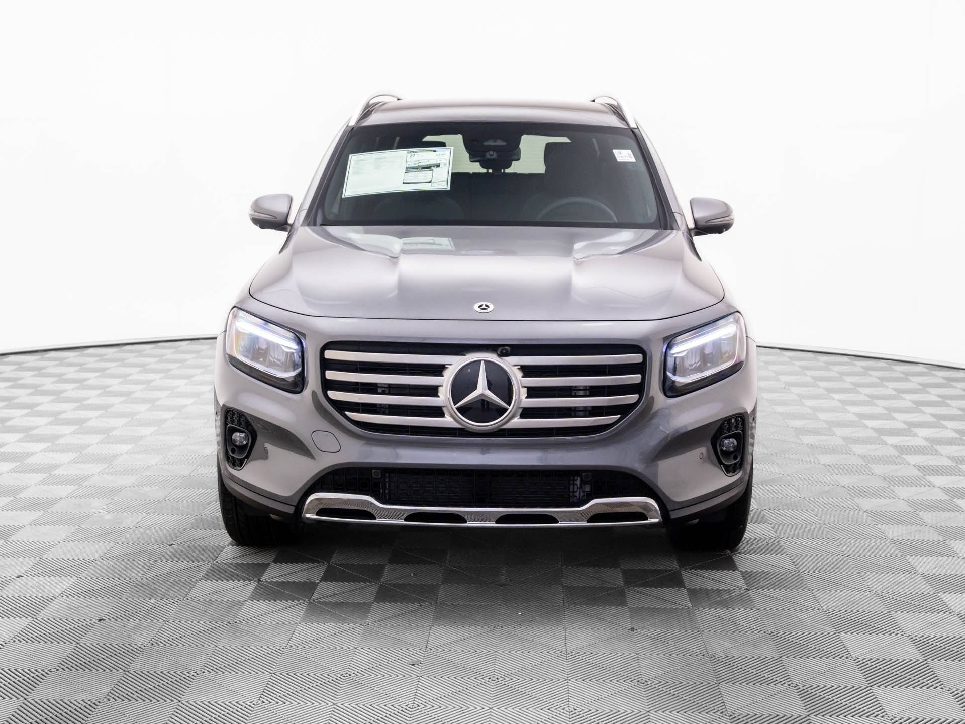 New 2026 Mercedes-Benz GLB 250 4MATIC image 9