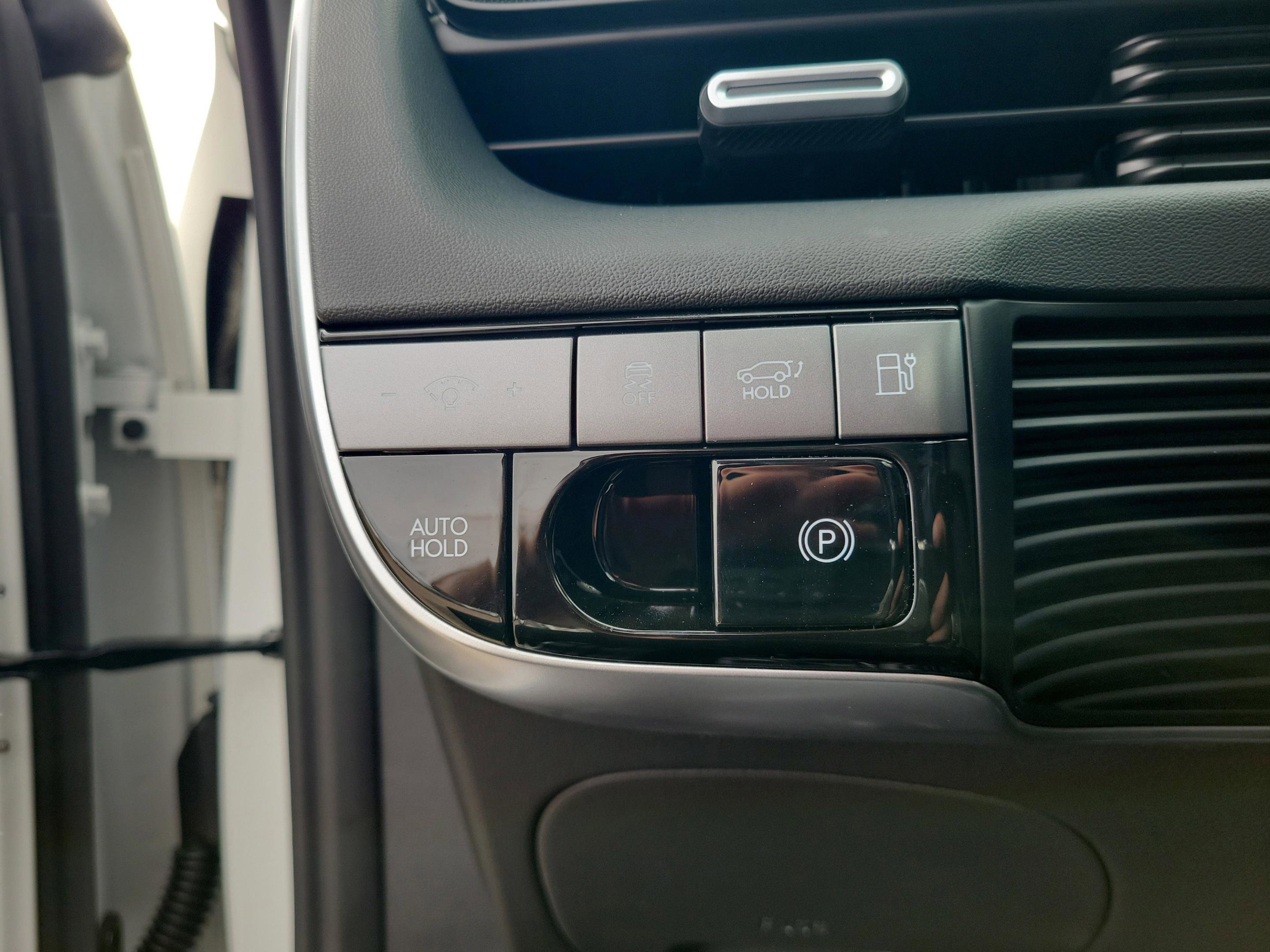 New 2026 Hyundai Ioniq 5 SEL image 24