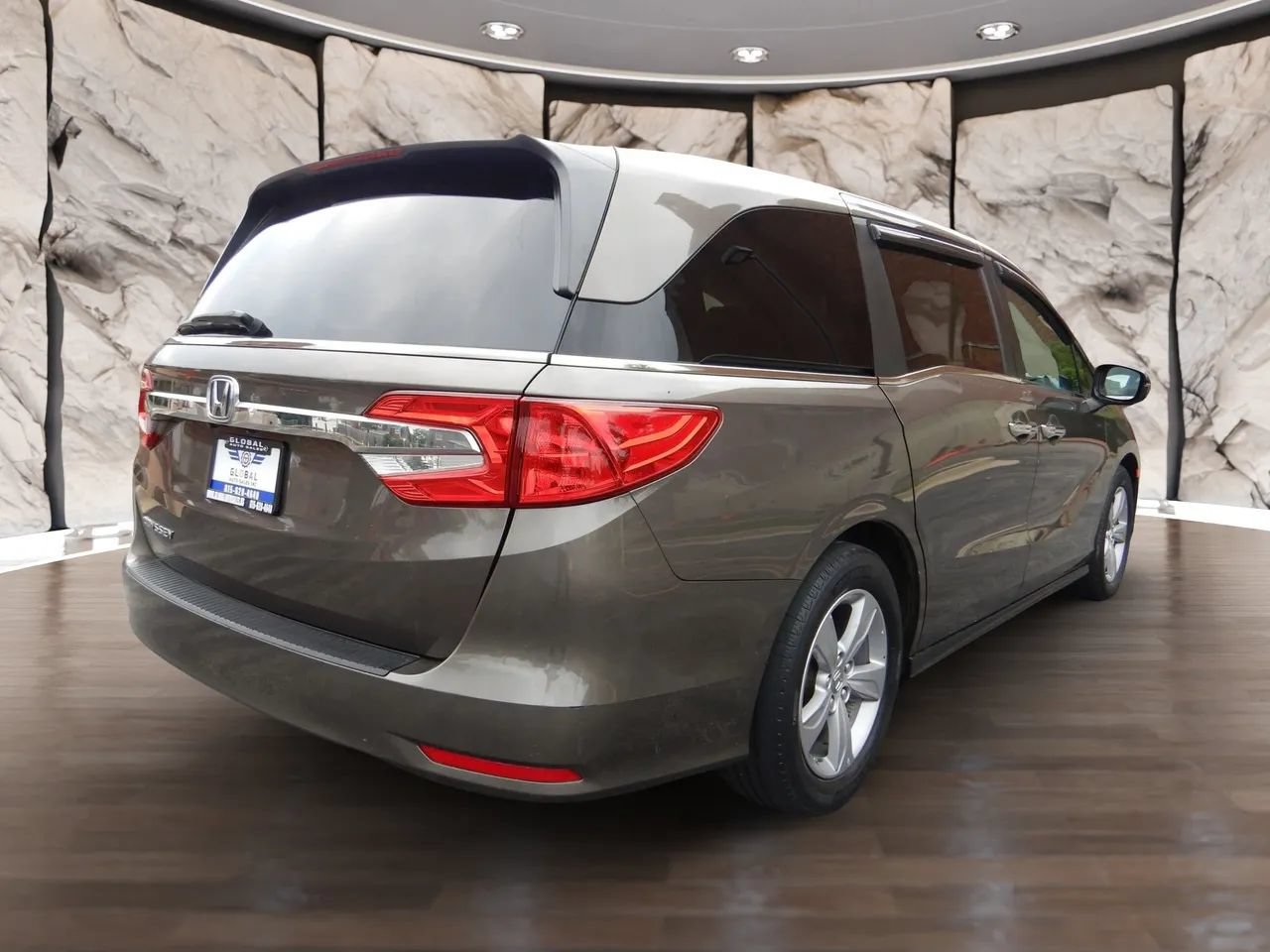 Used 2020 Honda Odyssey EX image 6